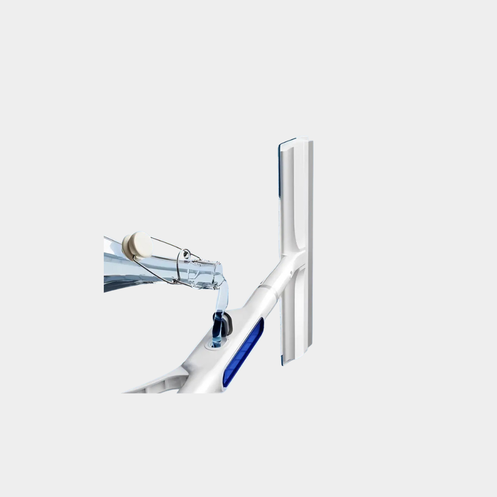 ClearView™ Spray & Squeegee